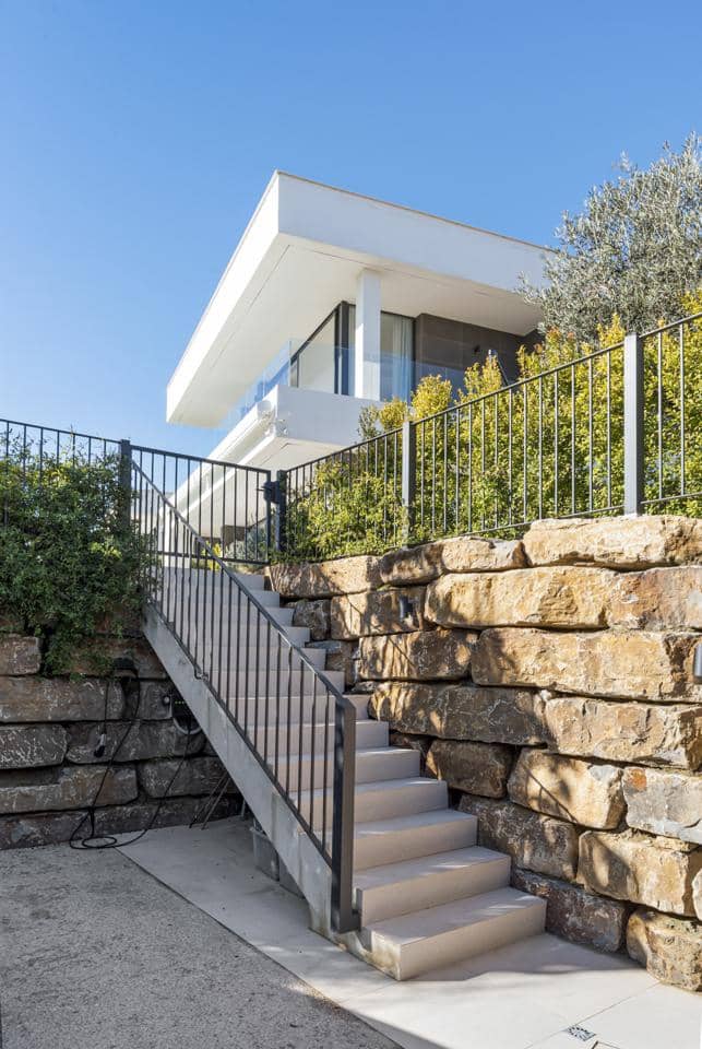 3 slaapkamer Villa te koop in Casares met zwembad garage - € 1.295.000 (Ref: 9535340)