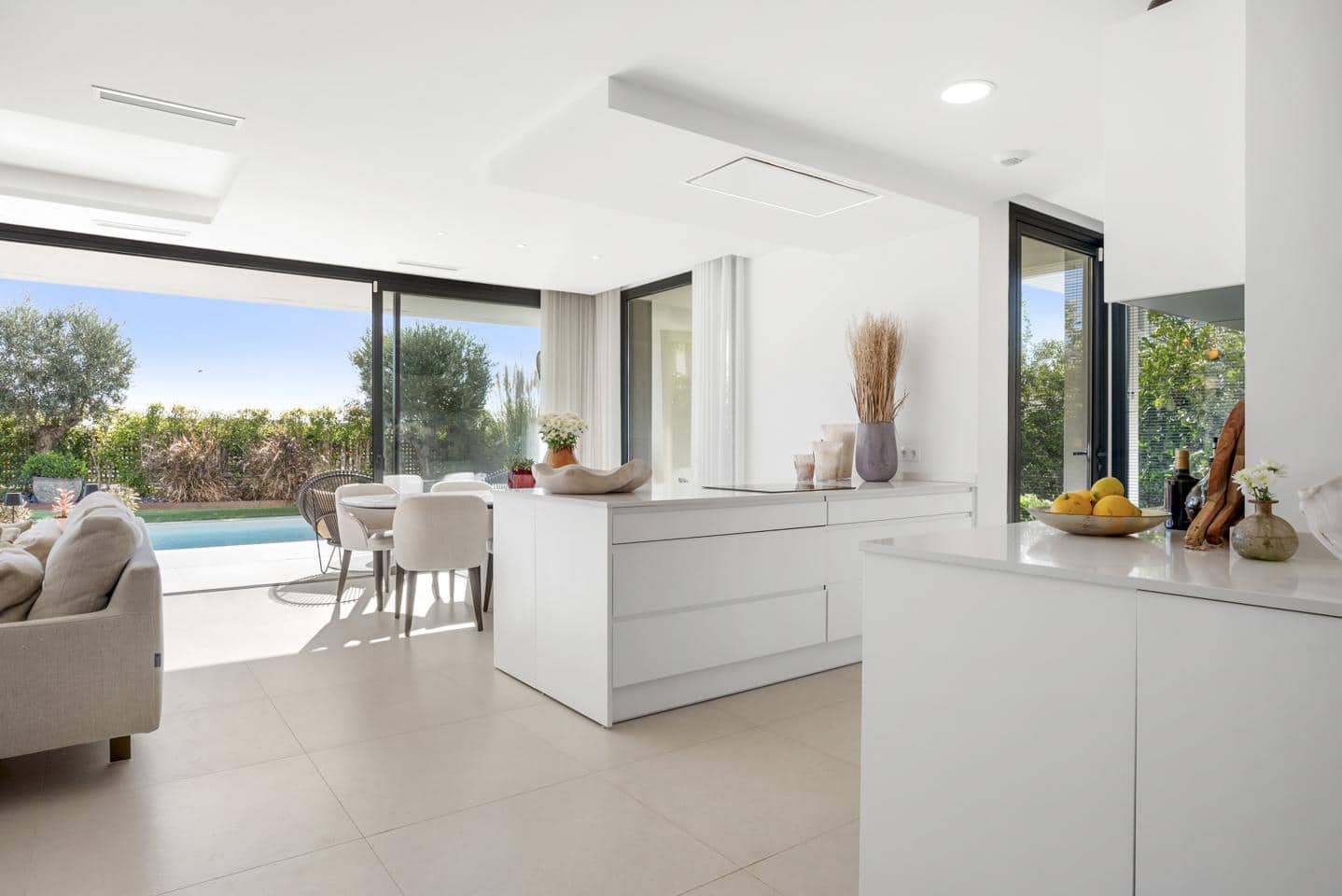 3 slaapkamer Villa te koop in Casares met zwembad garage - € 1.295.000 (Ref: 9535340)