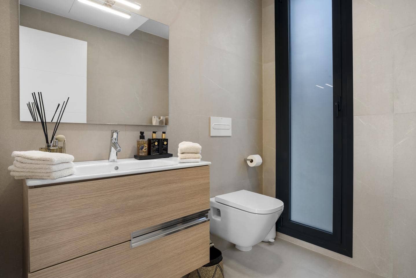 3 slaapkamer Villa te koop in Casares met zwembad garage - € 1.295.000 (Ref: 9535340)