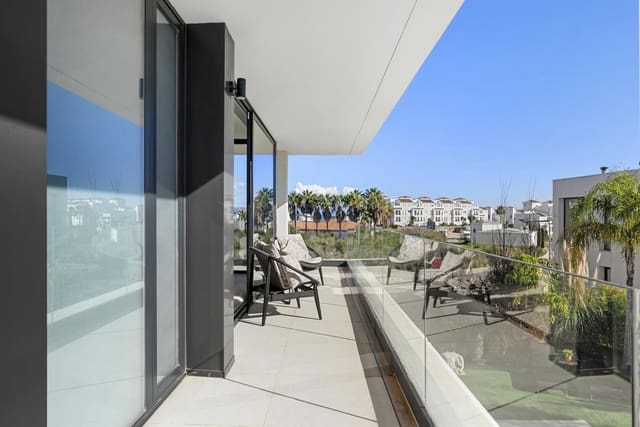 3 slaapkamer Villa te koop in Casares met zwembad garage - € 1.295.000 (Ref: 9535340)