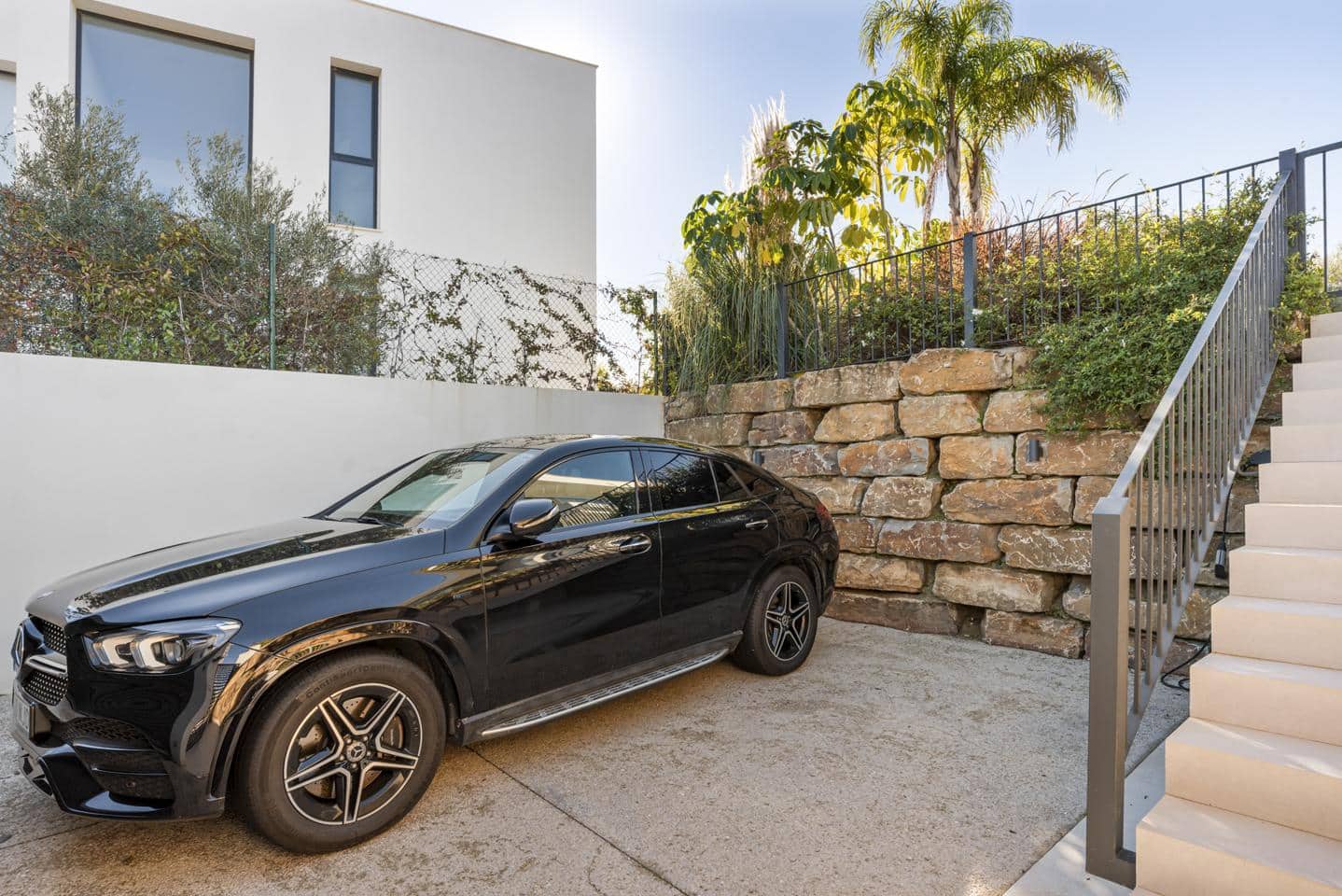 3 slaapkamer Villa te koop in Casares met zwembad garage - € 1.295.000 (Ref: 9535340)