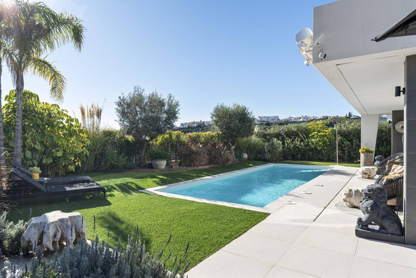 3 slaapkamer Villa te koop in Casares met zwembad garage - € 1.295.000 (Ref: 9535340)