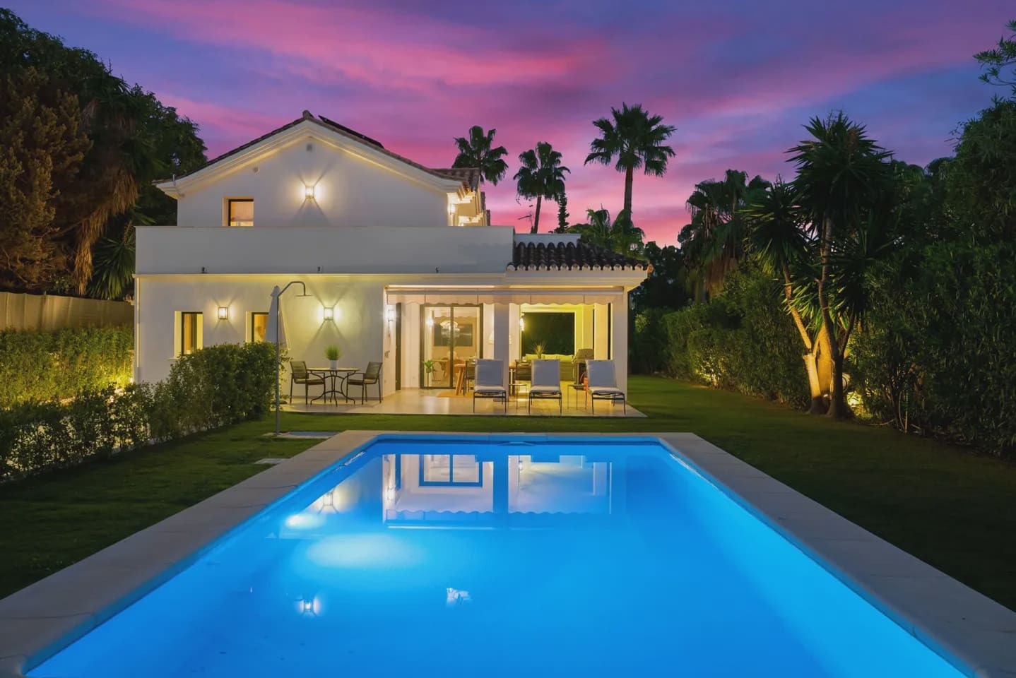 4 soveværelse Villa til salg i Marbella med swimmingpool garage - € 2.650.000 (Ref: 9536540)