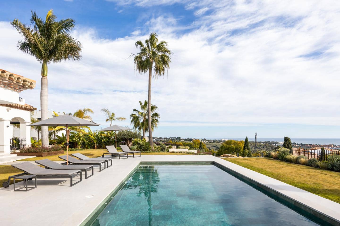 4 Zimmer Villa zu verkaufen in Benahavis mit Pool Garage - 6.795.000 € (Ref: 9547364)