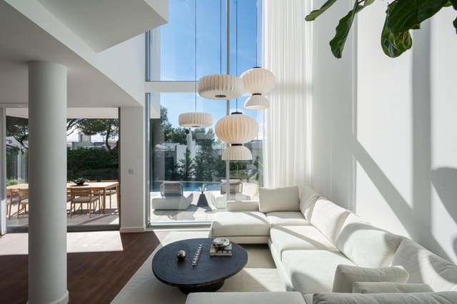 4 soveværelse Villa til salg i Sierra Blanca, Marbella med swimmingpool garage - € 3.950.000 (Ref: 9569961)