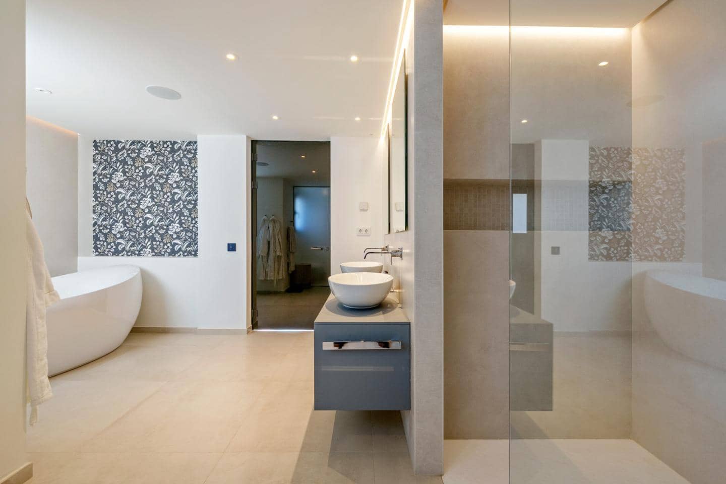 3 soverom Penthouse til salgs i Marbella med svømmebasseng garasje - € 3 150 000 (Ref: 9569962)