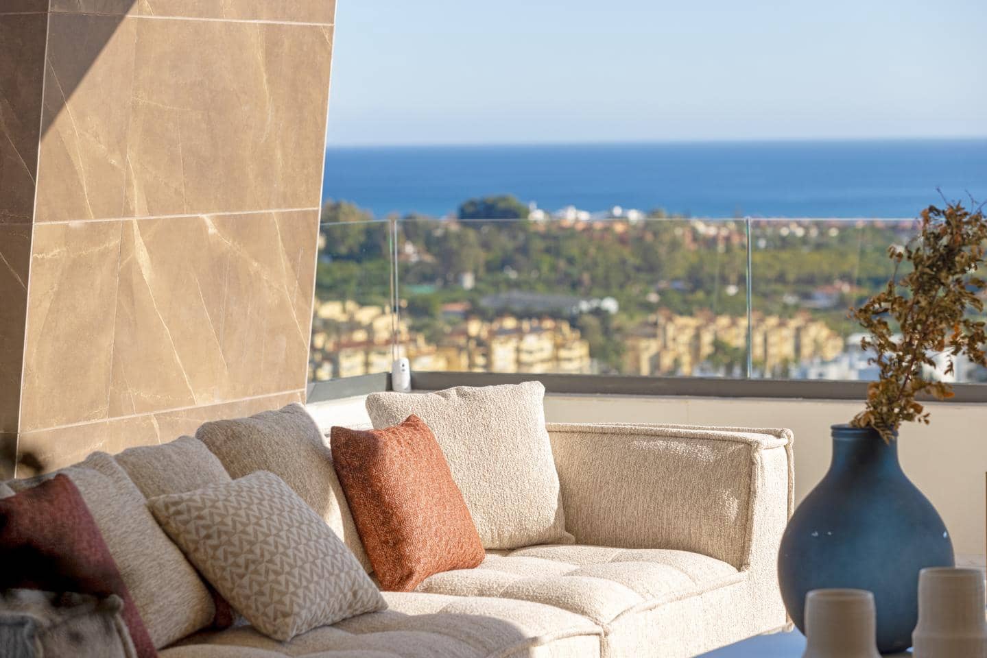 3 bedroom Penthouse for sale in Estepona with pool garage - € 1,409,000 (Ref: 9575099)