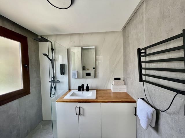 Studio na sprzedaż w La Dama de Noche - La Alzambra, Marbella z basenem garażem - 252 000 € (Ref: 9620706)