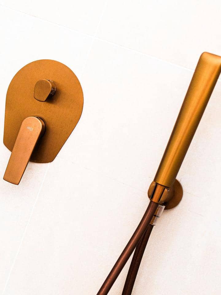 3 makuuhuone Huvila myytävänä paikassa Estepona mukana uima-altaan 
autotalli - 1 395 000 € (Ref: 9635090)