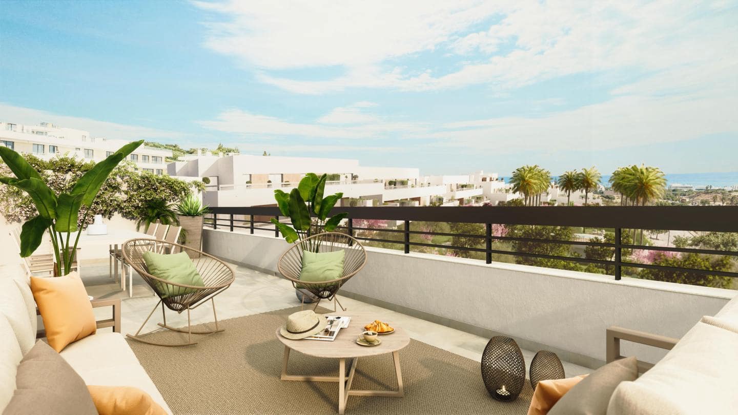 2 chambre Penthouse à vendre à Estepona avec piscine garage - 527 000 € (Ref: 9641015)