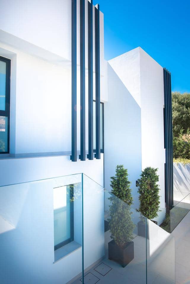 6 quarto Moradia para venda em Estepona com piscina garagem - 2 695 000 € (Ref: 9645964)