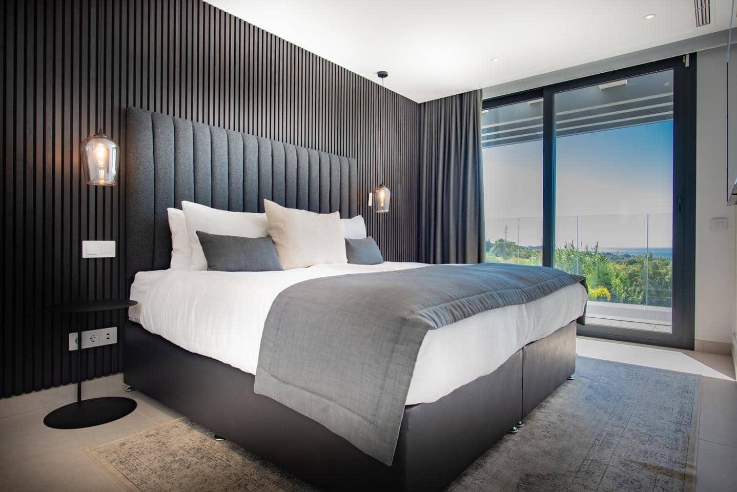 6 quarto Moradia para venda em Estepona com piscina garagem - 2 695 000 € (Ref: 9645964)