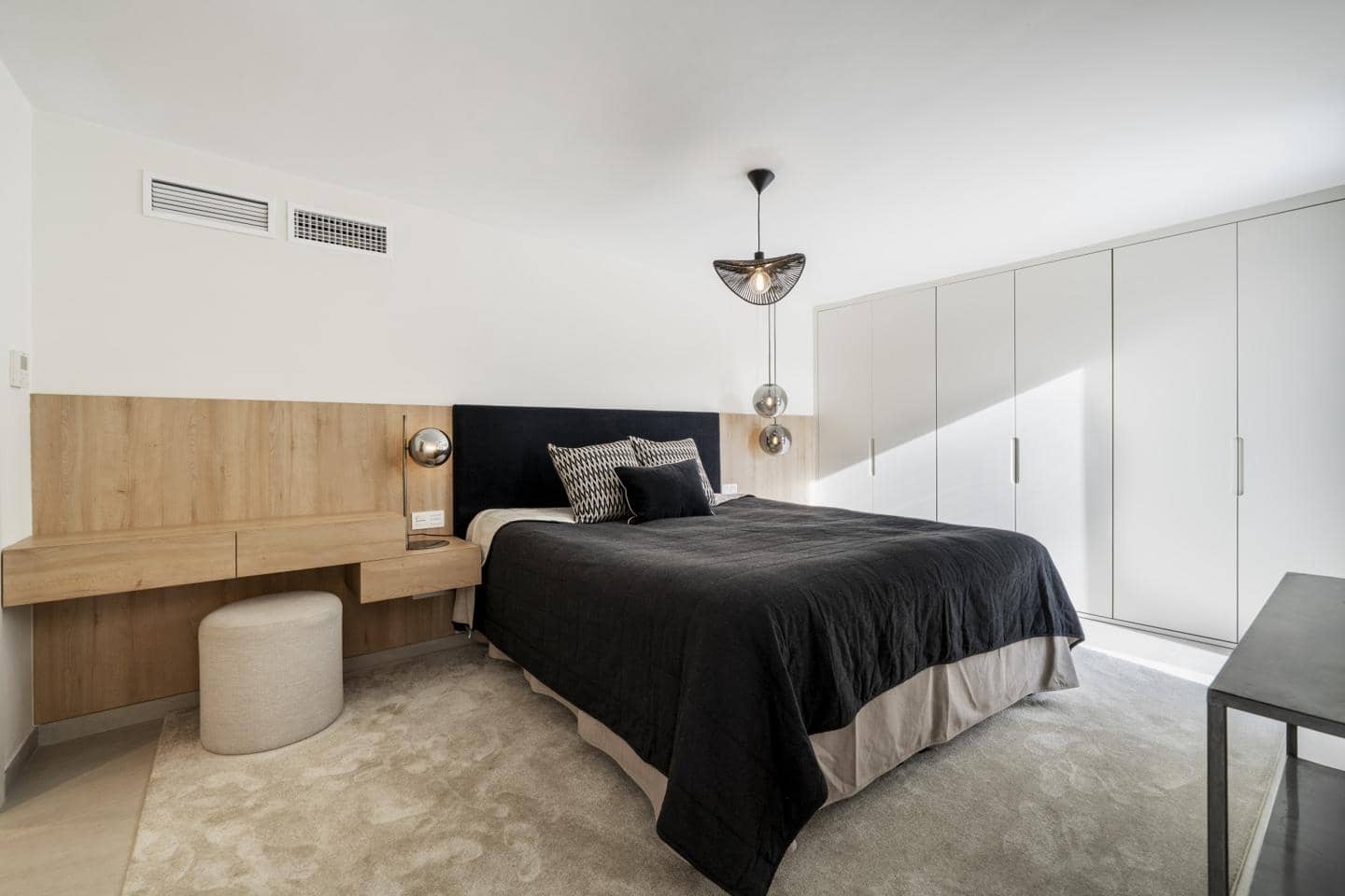 Chalet de 5 habitaciones en San Pedro de Alcantara en venta con piscina garaje - 2.500.000 € (Ref: 9672705)