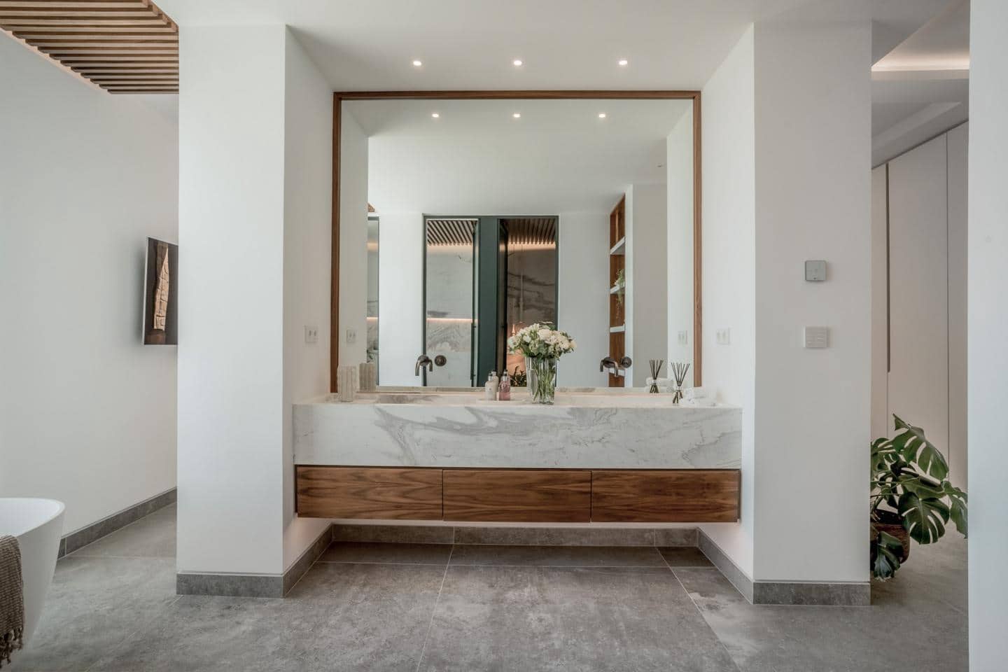 6 soverom Villa til salgs i Marbella med svømmebasseng garasje - € 10 995 000 (Ref: 9673653)