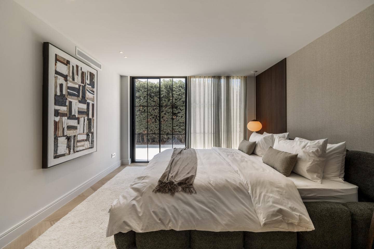 5 Zimmer Villa zu verkaufen in Marbella mit Pool Garage - 4.950.000 € (Ref: 9673654)