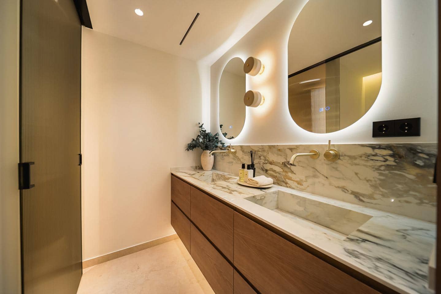 3 soverom Villa til salgs i Marbella med svømmebasseng garasje - € 1 350 000 (Ref: 9676273)