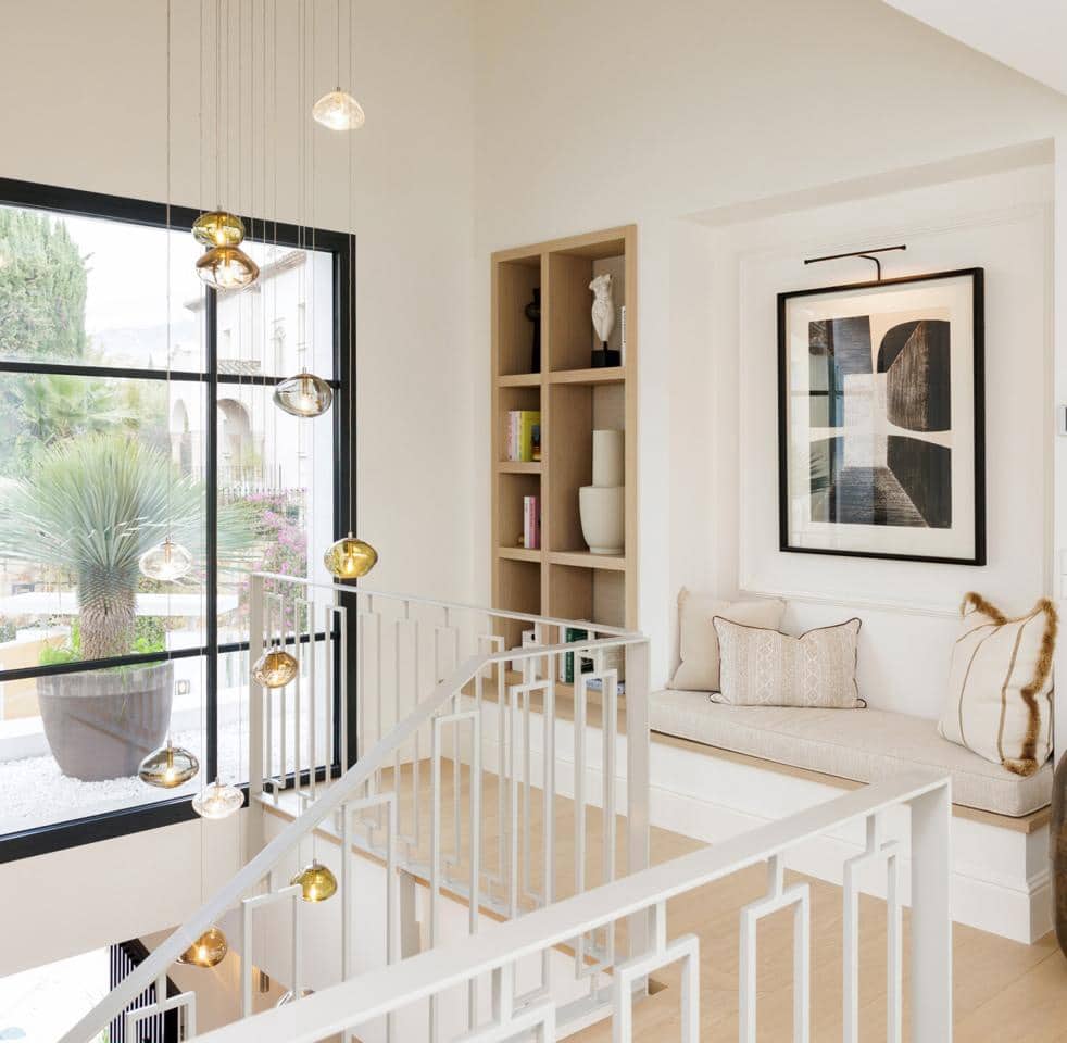 5 bedroom Villa for sale in Benahavis with pool garage - € 6,250,000 (Ref: 9687332)