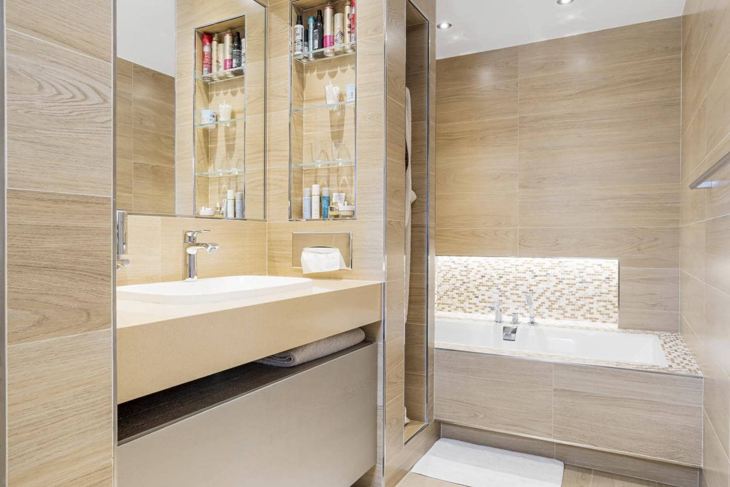 4 sypialnia Penthouse na sprzedaż w Benahavis z basenem garażem - 2 650 000 € (Ref: 9688566)