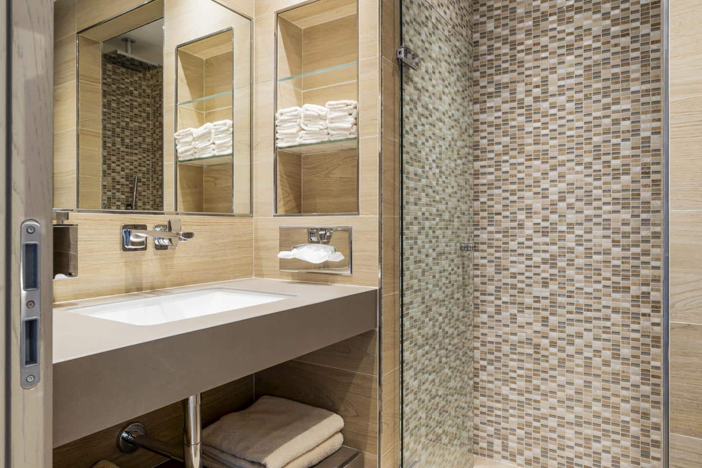 4 sypialnia Penthouse na sprzedaż w Benahavis z basenem garażem - 2 650 000 € (Ref: 9688566)