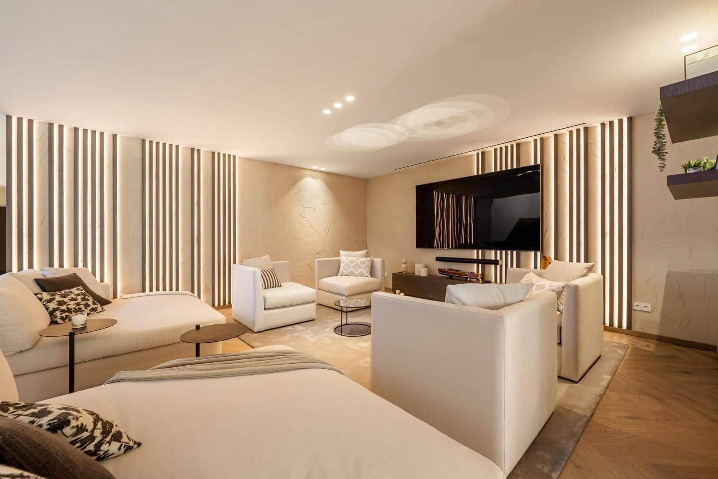 4 slaapkamer Villa te koop in Benahavis met zwembad garage - € 8.750.000 (Ref: 9696751)