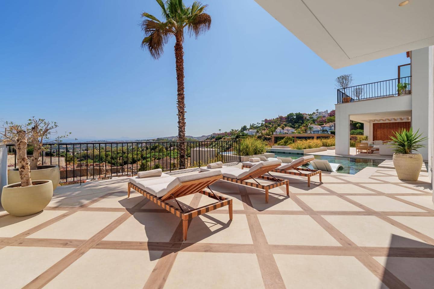 4 slaapkamer Villa te koop in Benahavis met zwembad garage - € 8.750.000 (Ref: 9696751)