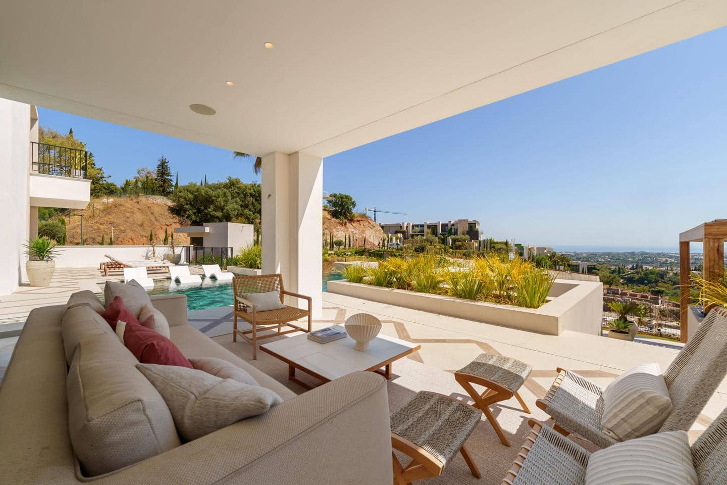4 slaapkamer Villa te koop in Benahavis met zwembad garage - € 8.750.000 (Ref: 9696751)