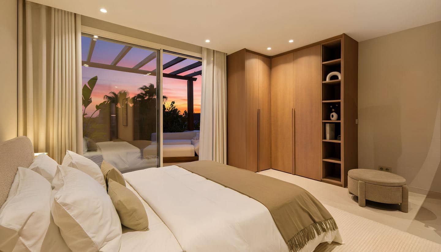 4 soverom Villa til salgs i Marbella med svømmebasseng garasje - € 2 595 000 (Ref: 9696877)