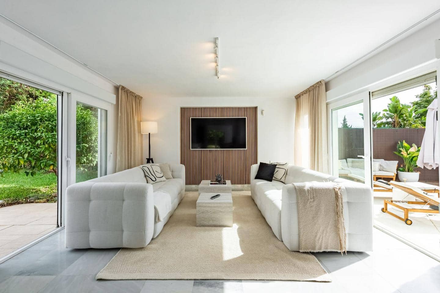 3 chambre Villa/Maison à vendre à Marbella avec piscine garage - 999 000 € (Ref: 9696882)