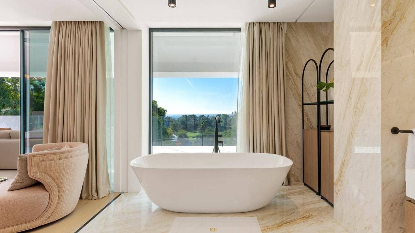 7 soverom Villa til salgs i Benahavis med svømmebasseng garasje - € 13 500 000 (Ref: 9697762)