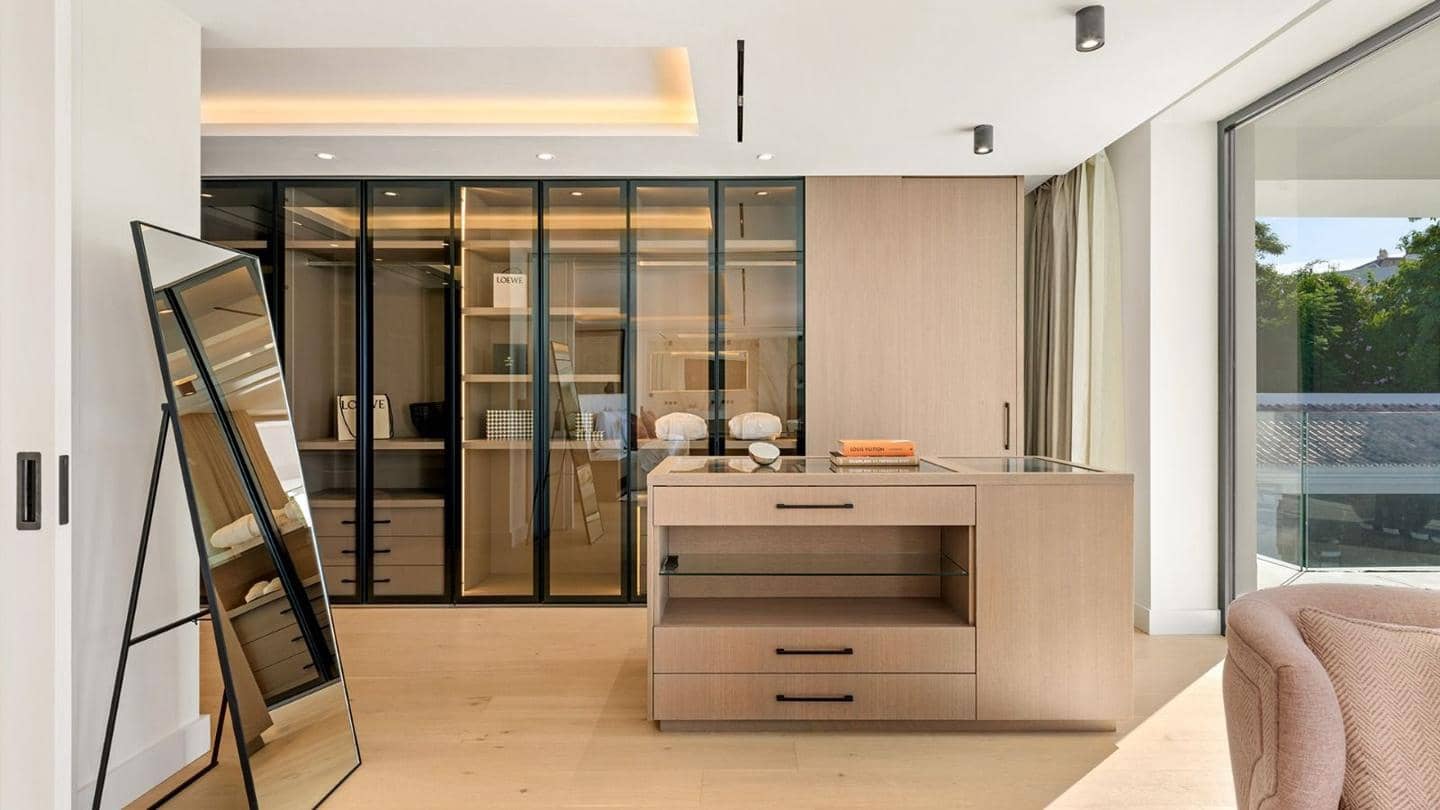 7 soverom Villa til salgs i Benahavis med svømmebasseng garasje - € 13 500 000 (Ref: 9697762)