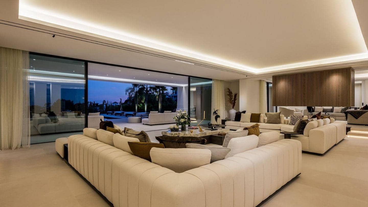 7 soverom Villa til salgs i Benahavis med svømmebasseng garasje - € 13 500 000 (Ref: 9697762)