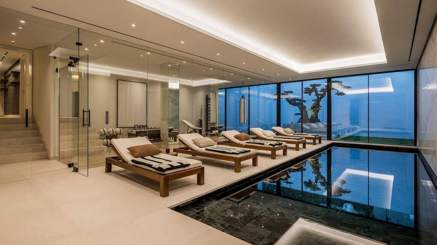 7 soverom Villa til salgs i Benahavis med svømmebasseng garasje - € 13 500 000 (Ref: 9697762)