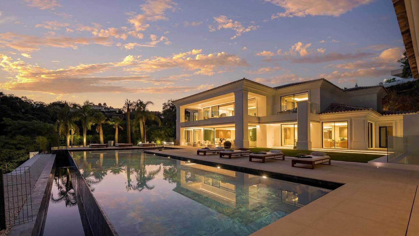 7 soverom Villa til salgs i Benahavis med svømmebasseng garasje - € 13 500 000 (Ref: 9697762)