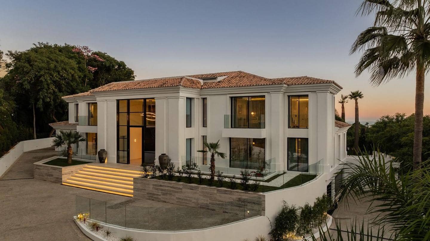 7 soverom Villa til salgs i Benahavis med svømmebasseng garasje - € 13 500 000 (Ref: 9697762)