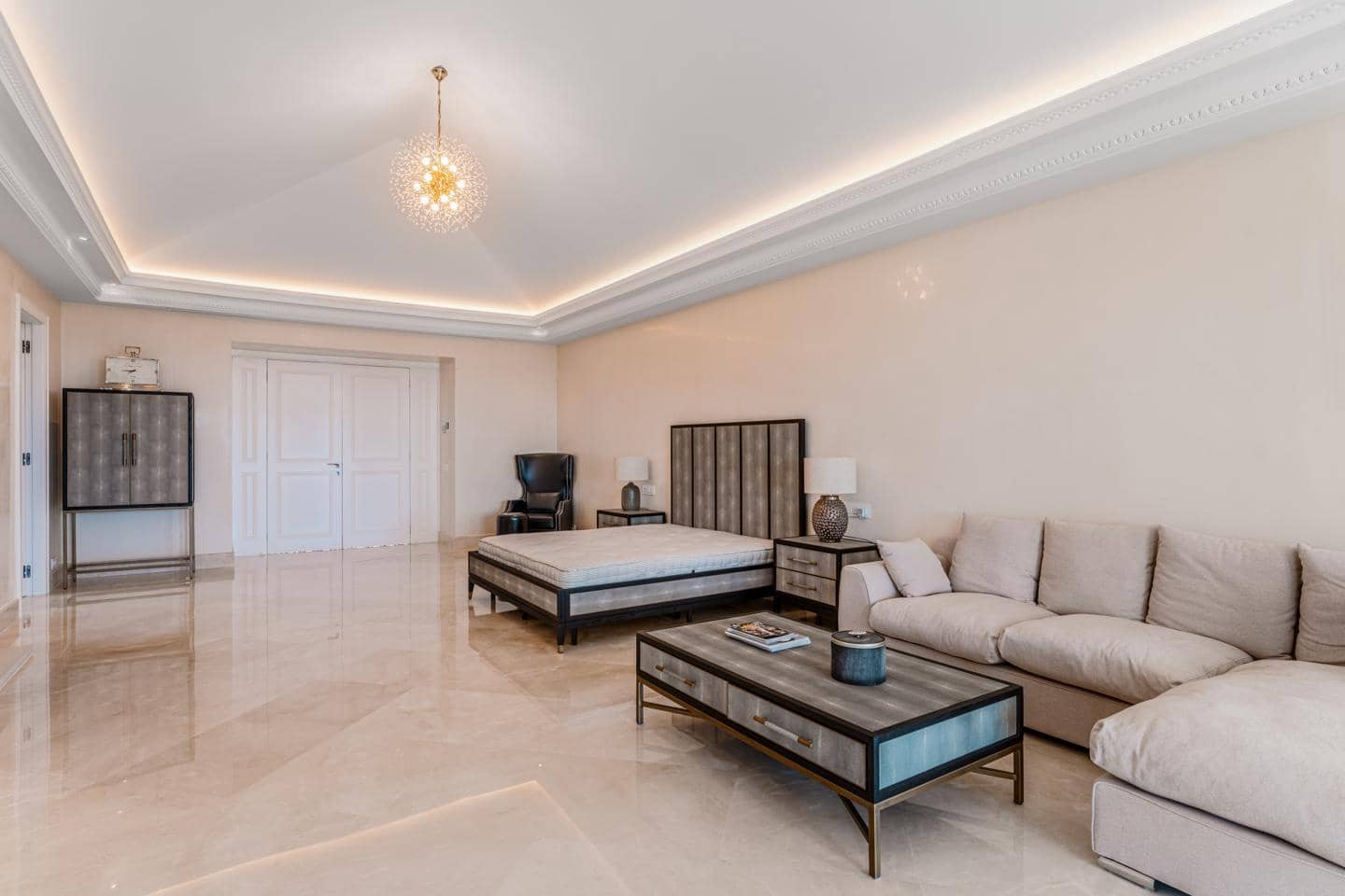 8 soveværelse Villa til salg i Marbella med swimmingpool garage - € 11.950.000 (Ref: 9706113)