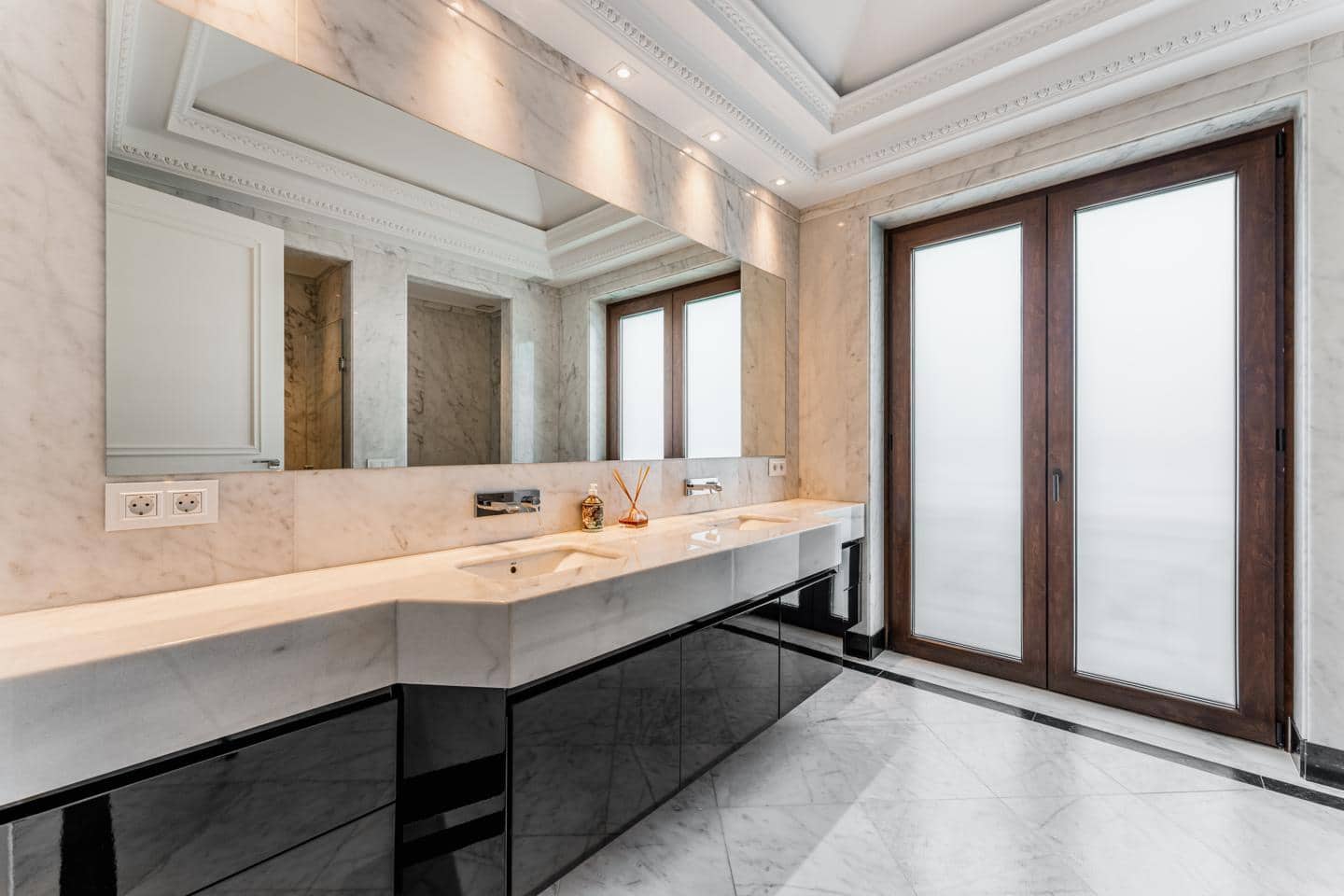 8 soveværelse Villa til salg i Marbella med swimmingpool garage - € 11.950.000 (Ref: 9706113)