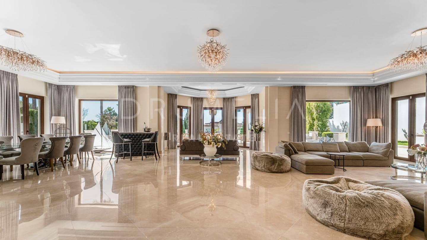 8 soveværelse Villa til salg i Marbella med swimmingpool garage - € 11.950.000 (Ref: 9706113)