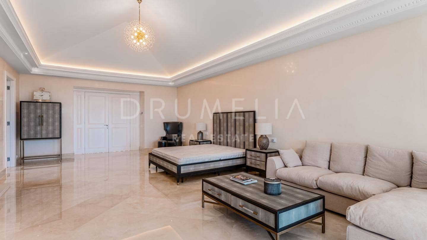 8 soveværelse Villa til salg i Marbella med swimmingpool garage - € 11.950.000 (Ref: 9706113)