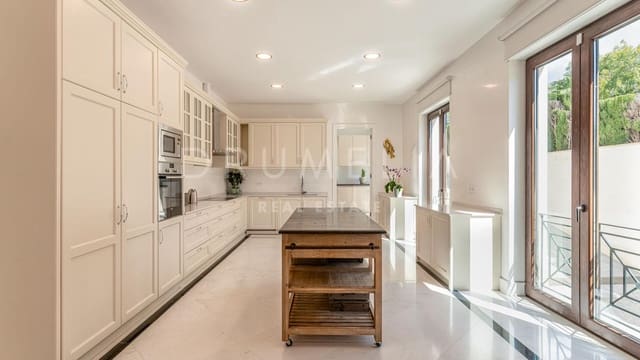 8 soveværelse Villa til salg i Sierra Blanca, Marbella med swimmingpool garage - € 11.950.000 (Ref: 9706113)