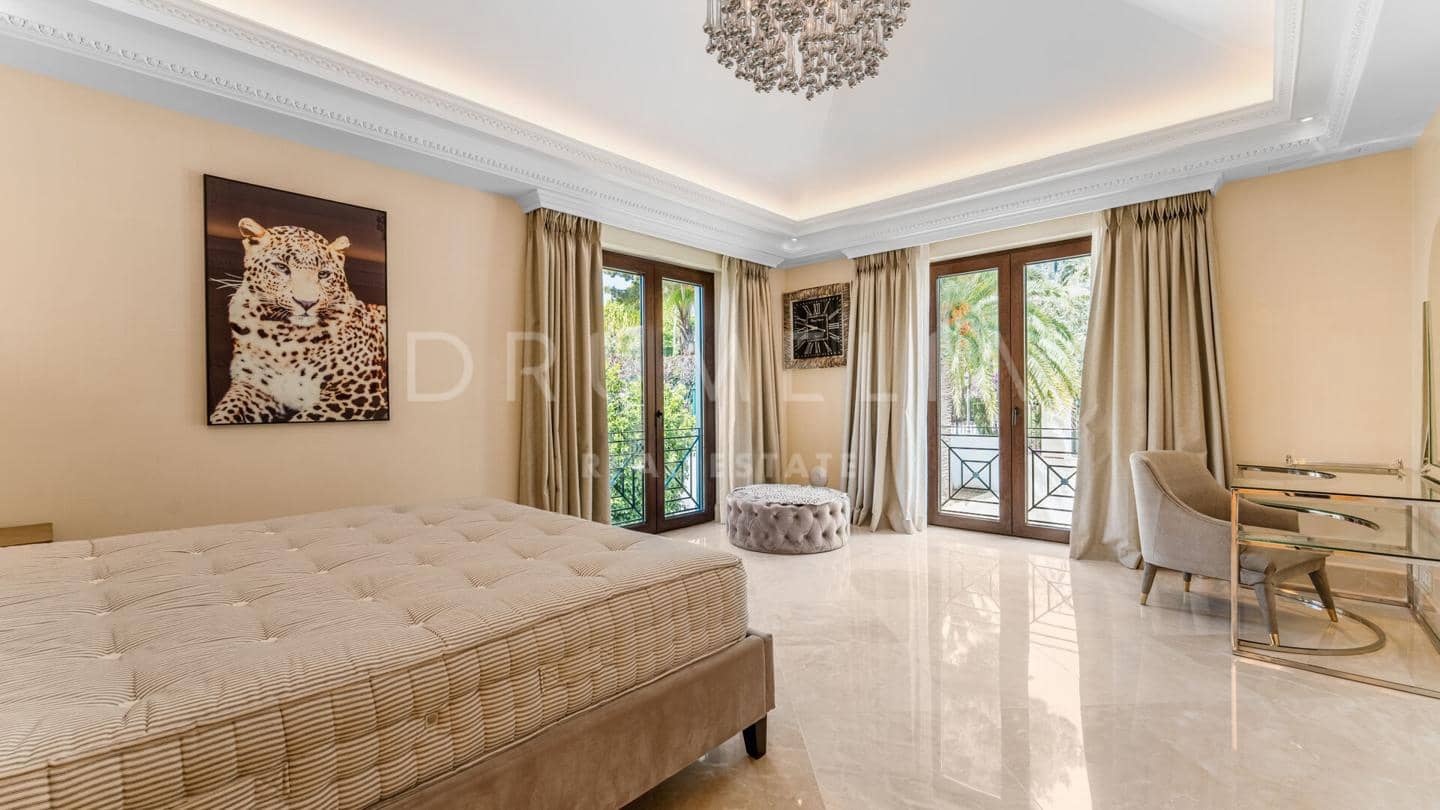 8 soveværelse Villa til salg i Marbella med swimmingpool garage - € 11.950.000 (Ref: 9706113)