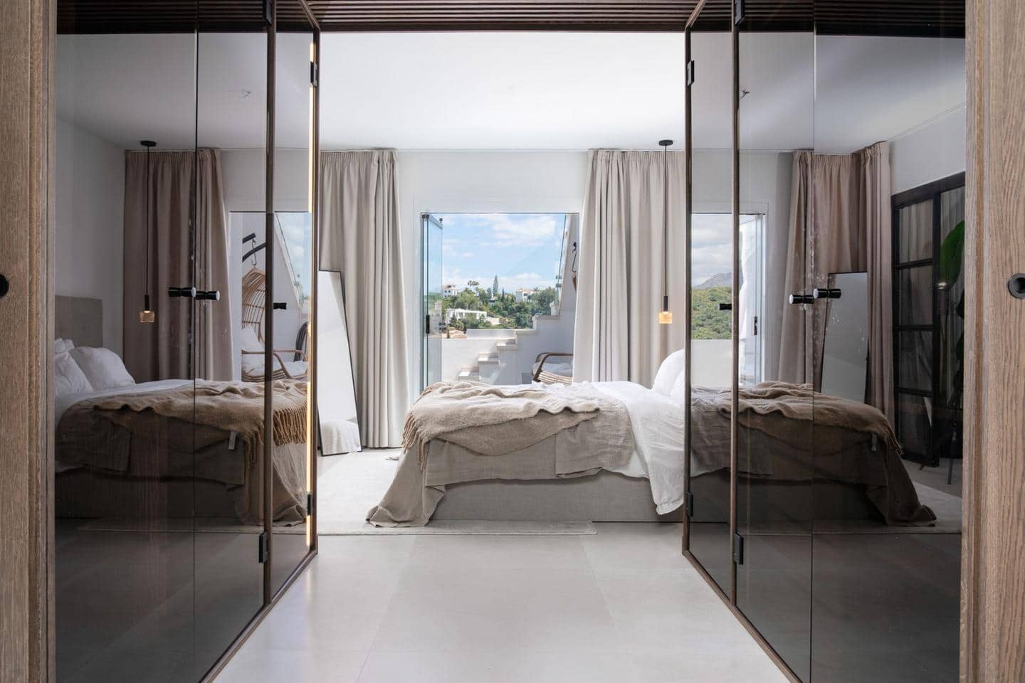 3 chambre Penthouse à vendre à Benahavis avec piscine garage - 1 195 000 € (Ref: 9706126)