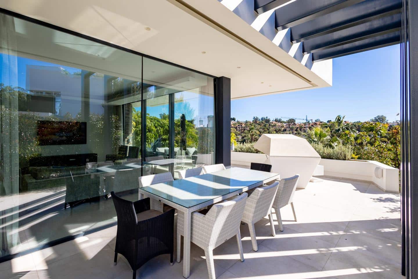 4 chambre Villa/Maison à vendre à Estepona avec piscine garage - 1 995 000 € (Ref: 9724988)