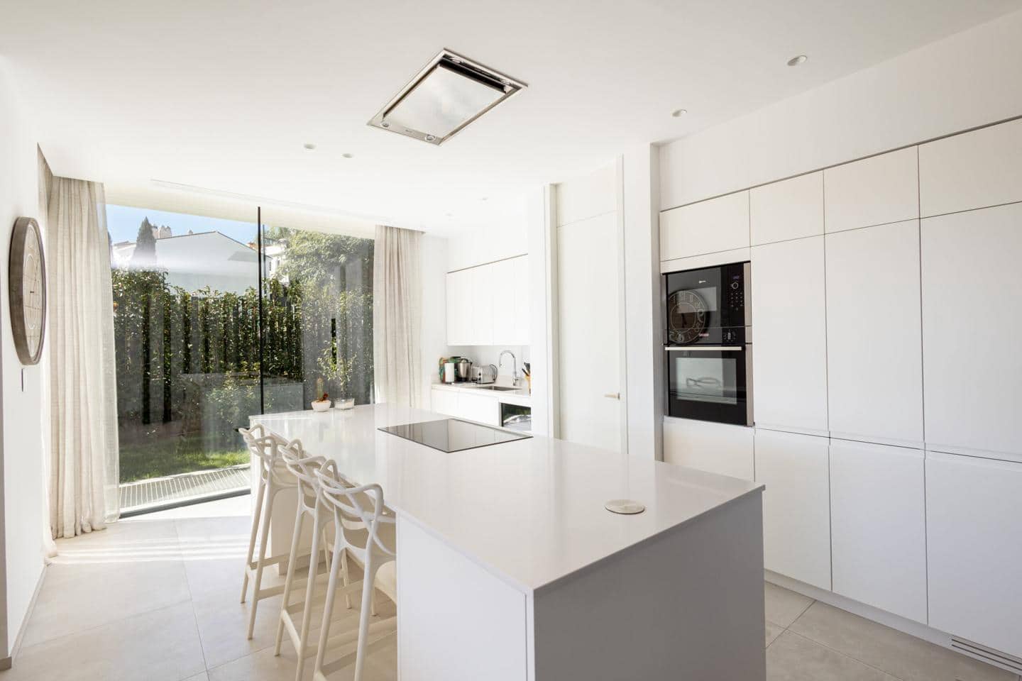 4 chambre Villa/Maison à vendre à Estepona avec piscine garage - 1 995 000 € (Ref: 9724988)