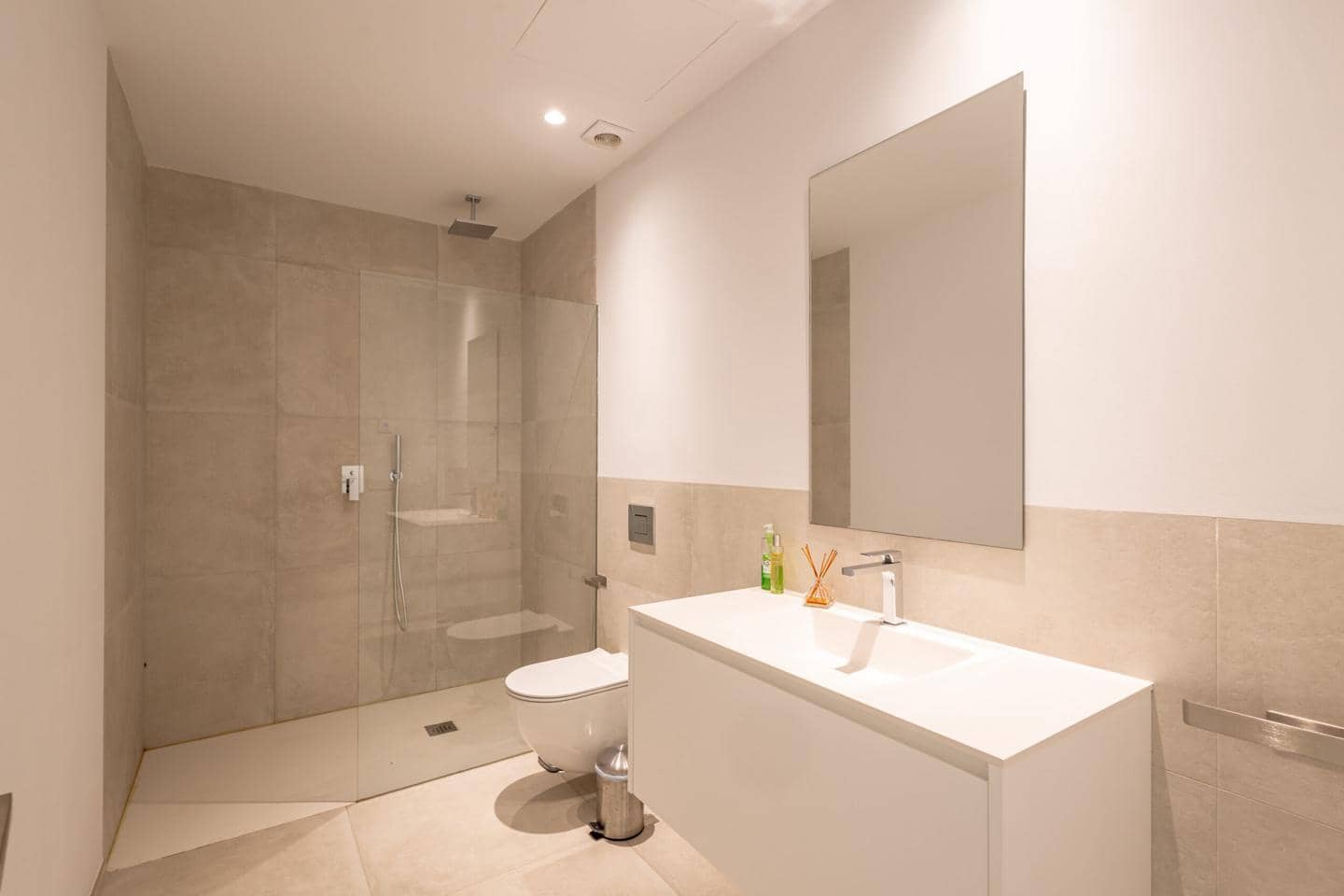 4 chambre Villa/Maison à vendre à Estepona avec piscine garage - 1 995 000 € (Ref: 9724988)