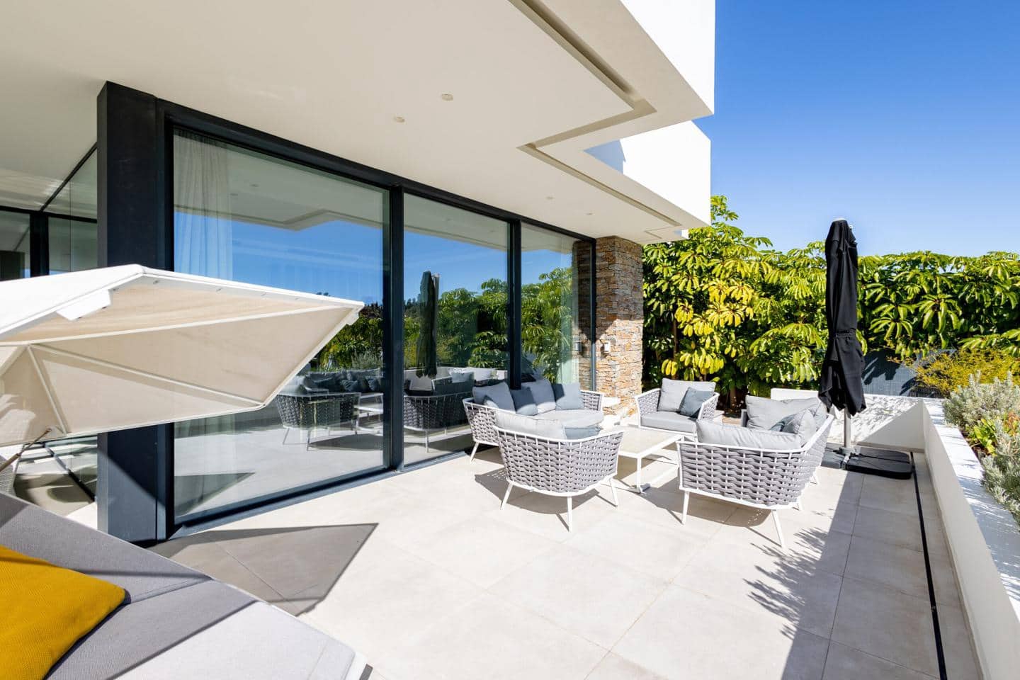 4 chambre Villa/Maison à vendre à Estepona avec piscine garage - 1 995 000 € (Ref: 9724988)