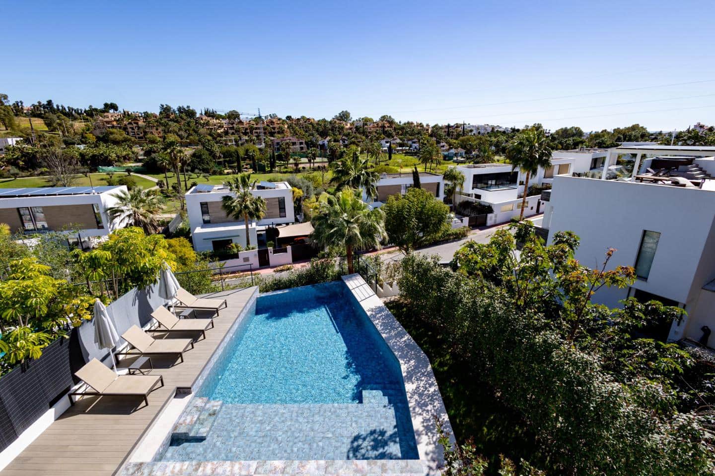 4 chambre Villa/Maison à vendre à Estepona avec piscine garage - 1 995 000 € (Ref: 9724988)