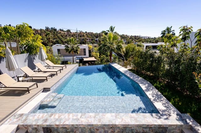 4 chambre Villa/Maison à vendre à Paraiso - Barronal, Estepona avec piscine garage - 1 995 000 € (Ref: 9724988)