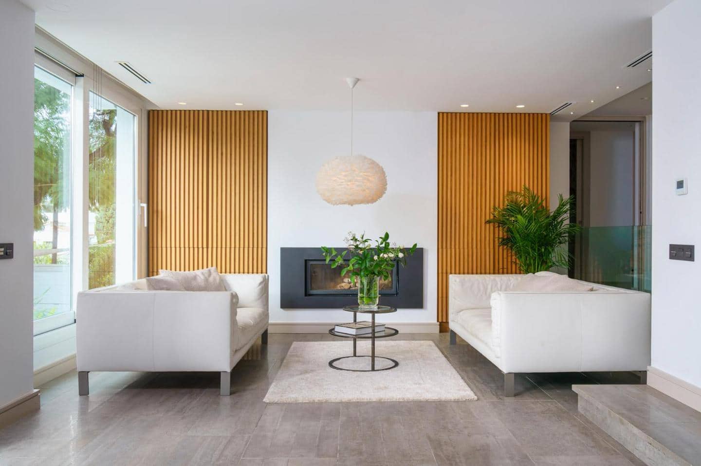 5 bedroom Villa for sale in Marbella with pool garage - € 2,490,000 (Ref: 9743035)