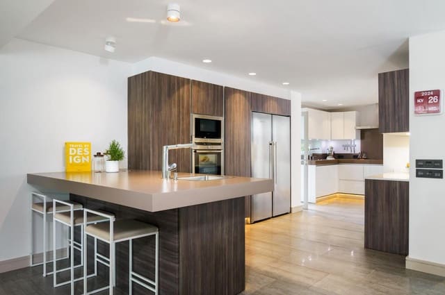 5 bedroom Villa for sale in Rodeo Alto - Guadaiza - La Campana, Marbella with pool garage - € 2,490,000 (Ref: 9743035)