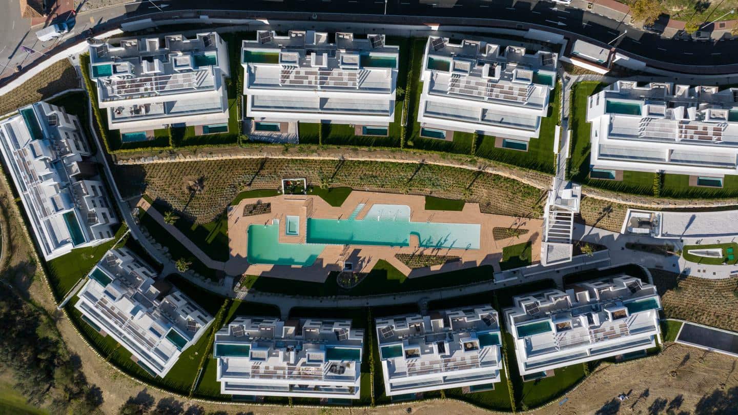 4 chambre Penthouse à vendre à Marbella avec piscine garage - 1 345 000 € (Ref: 9752476)